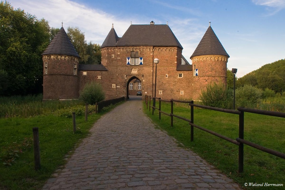 Burg_01